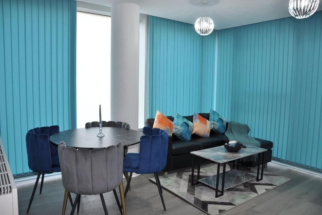 Stunning 2 Bedroom Appartement Milton Keynes