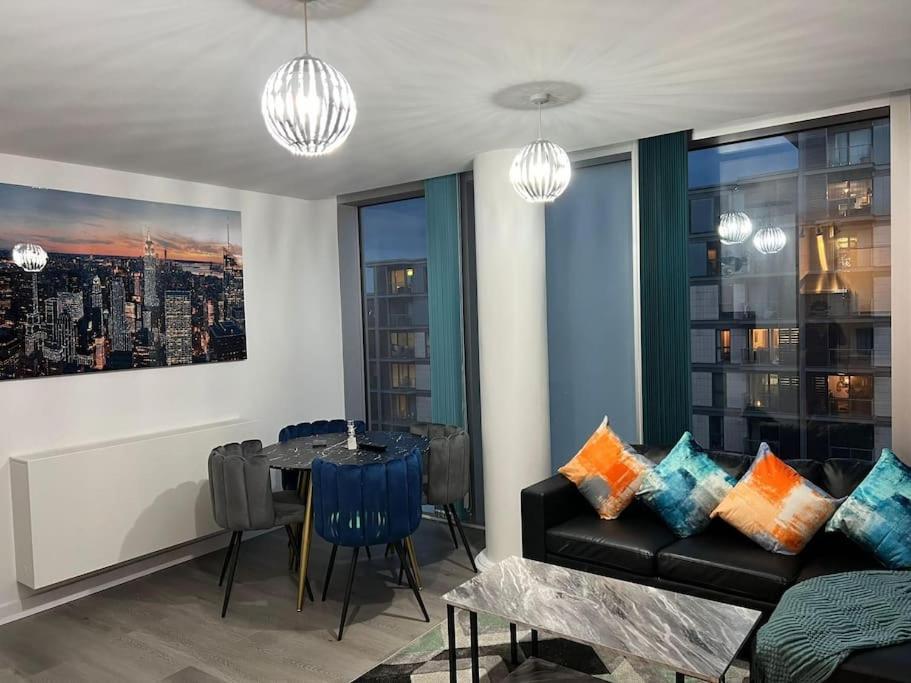 Stunning 2 Bedroom Appartement